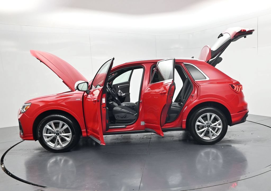 Used 2024 Audi Q3 2.0T Premium AWD/4WD image 70