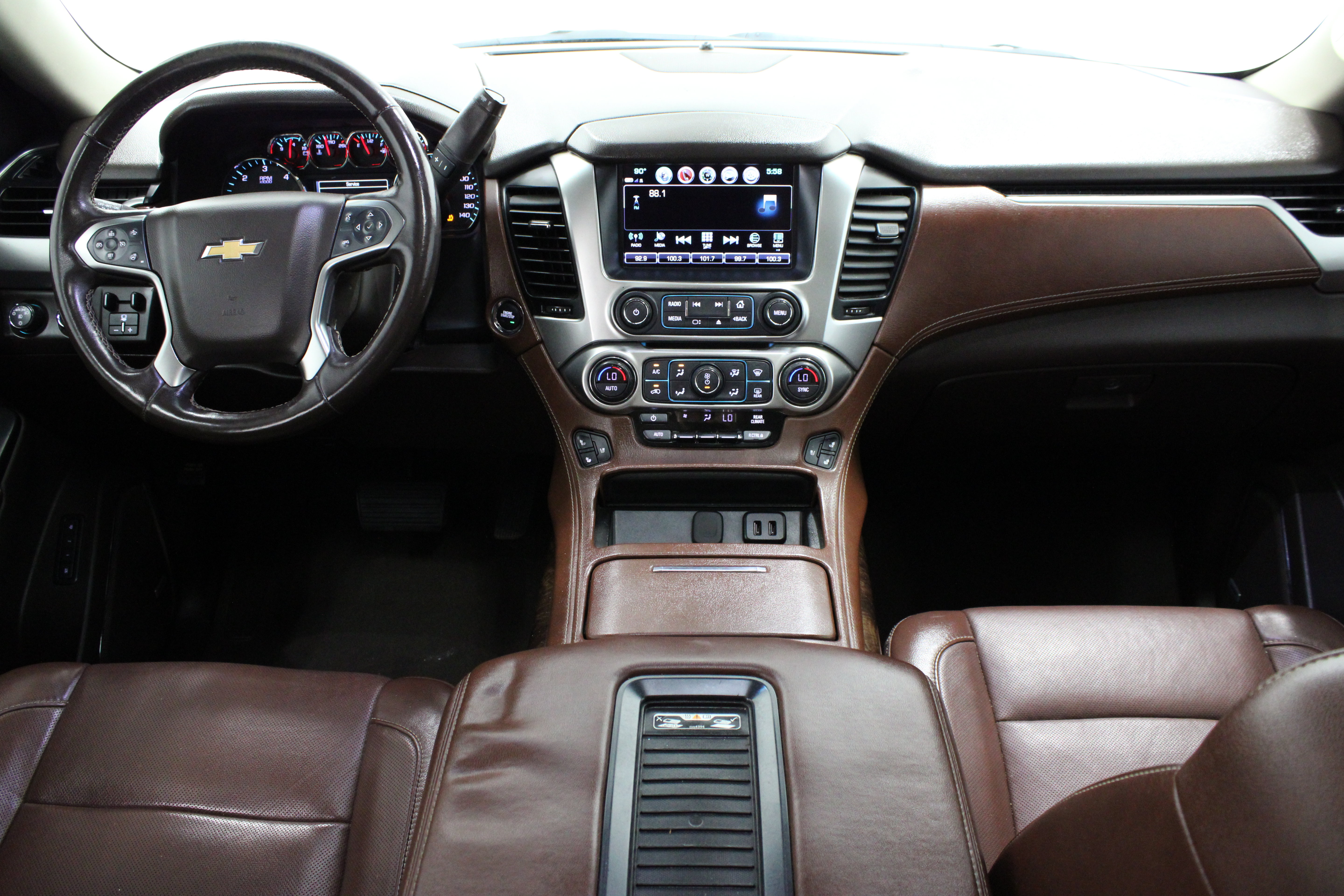 Used 2019 Chevrolet Tahoe Premier AWD/4WD image 33