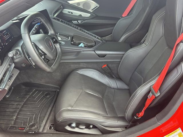 Used 2024 Chevrolet Corvette Stingray Preferred Cpe w/ Z51 Performance Package RWD image 10