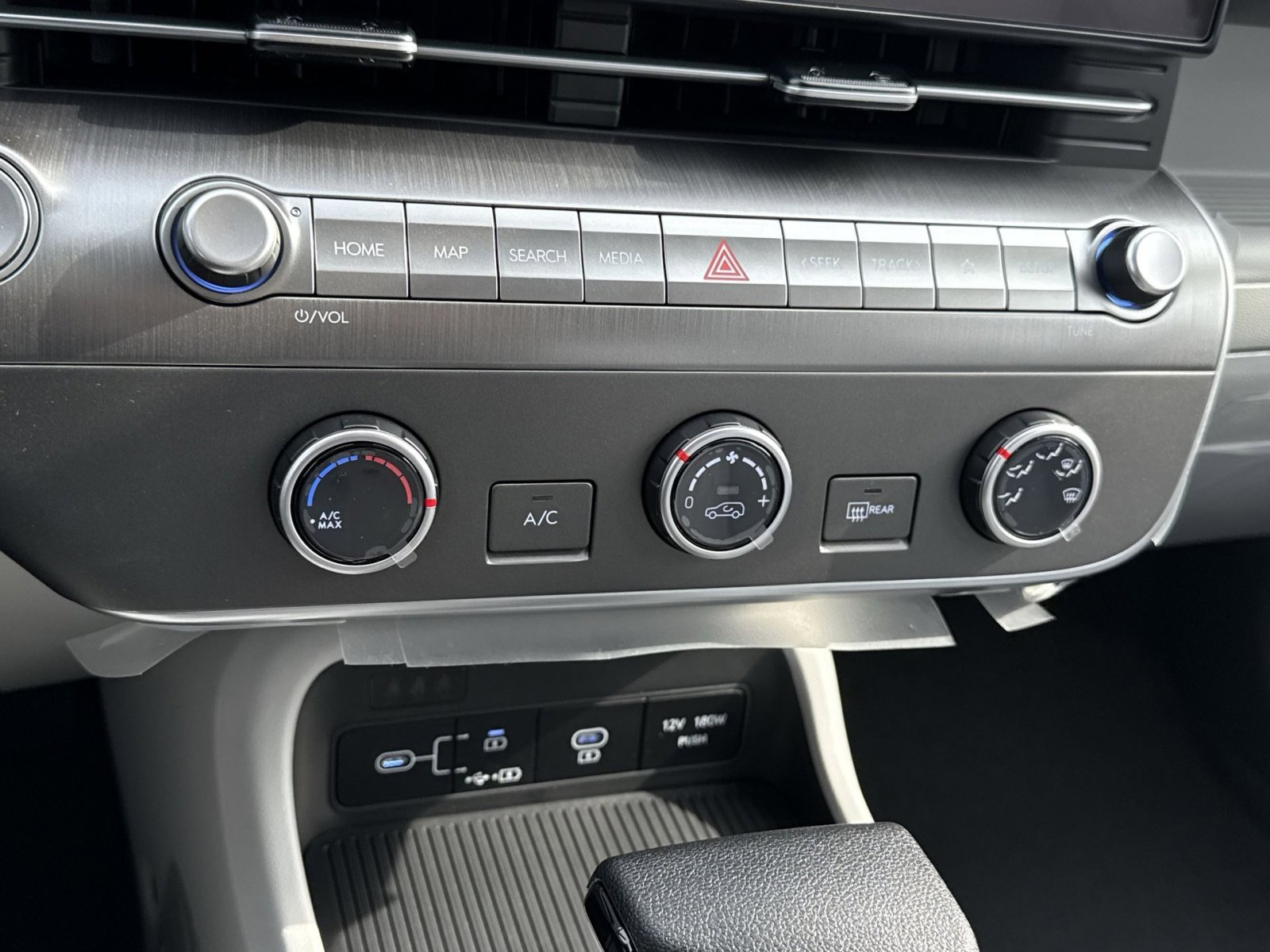 New 2026 Hyundai Kona SE image 20