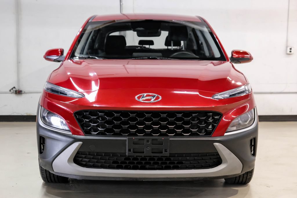 Used 2023 Hyundai Kona SE FWD image 5