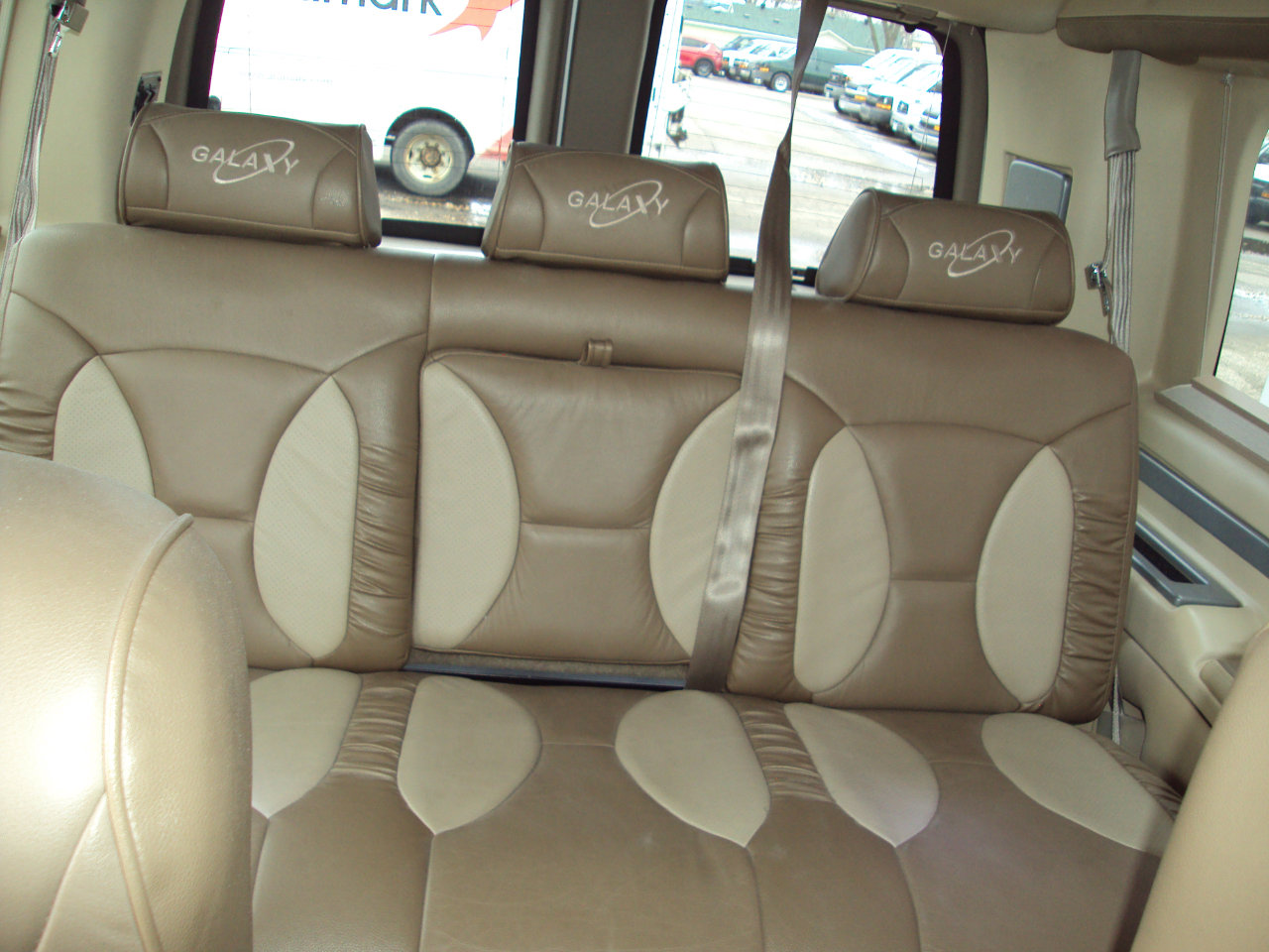 Used 2014 Chevrolet Express 1500 AWD image 15