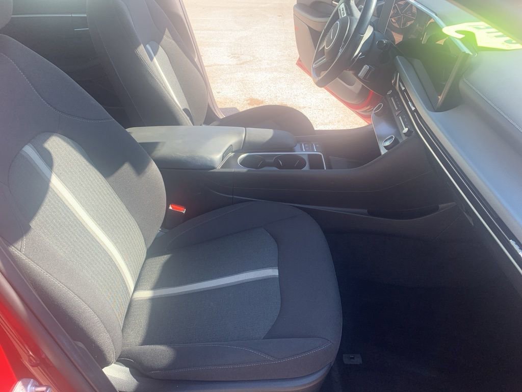 Certified 2025 Hyundai Sonata SEL image 15