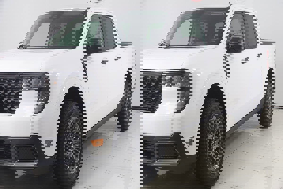 Used 2025 Ford Maverick XLT w/ 4K Tow Package image 49