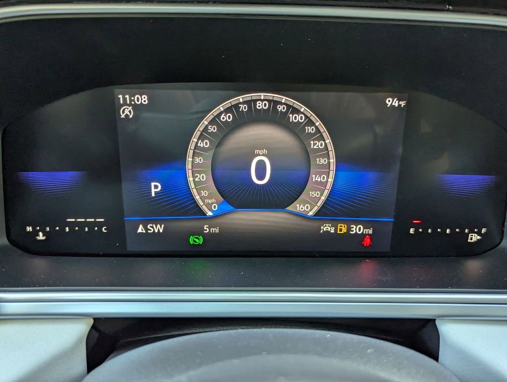 Certified 2025 Volkswagen Taos SE FWD image 10