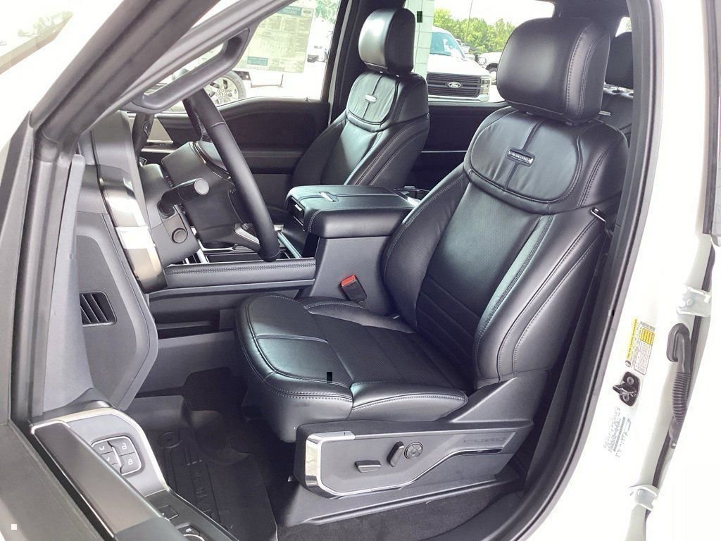 New 2026 Ford F250 Platinum image 28