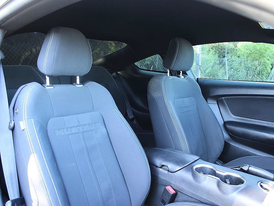 Used 2020 Ford Mustang GT w/ Equipment Group 301A RWD image 25