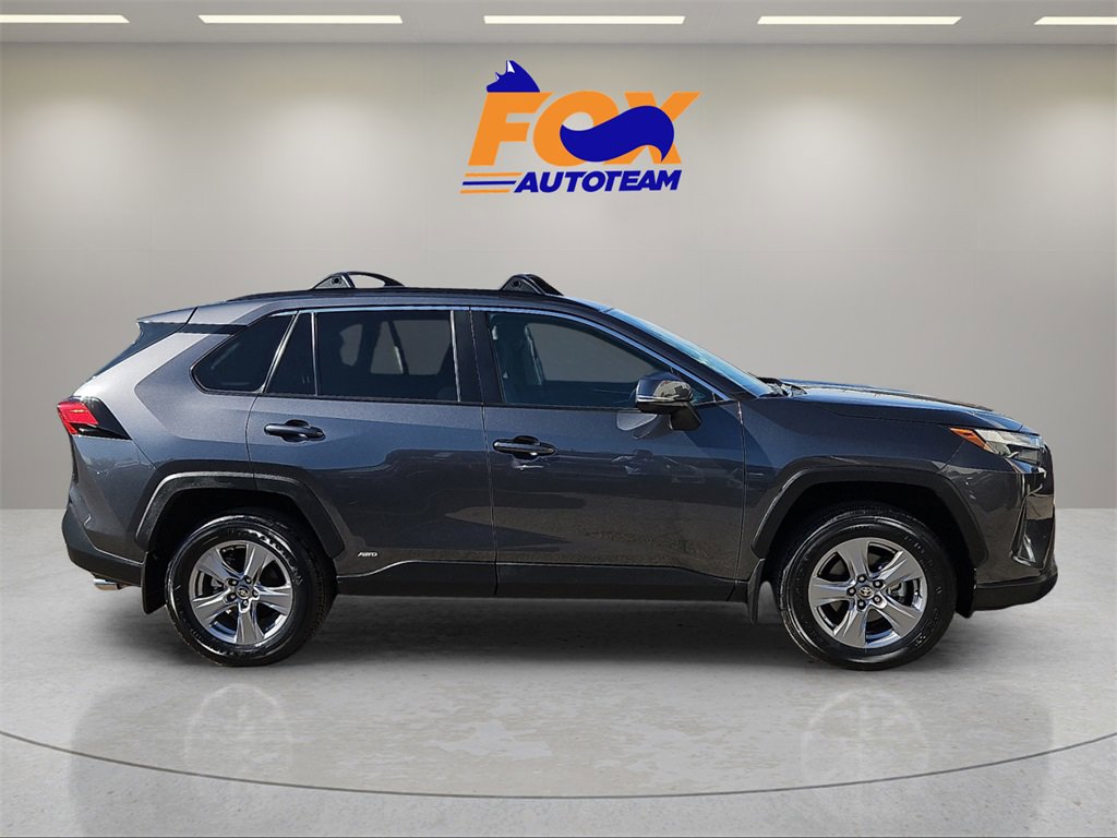 Used 2022 Toyota RAV4 XLE image 5