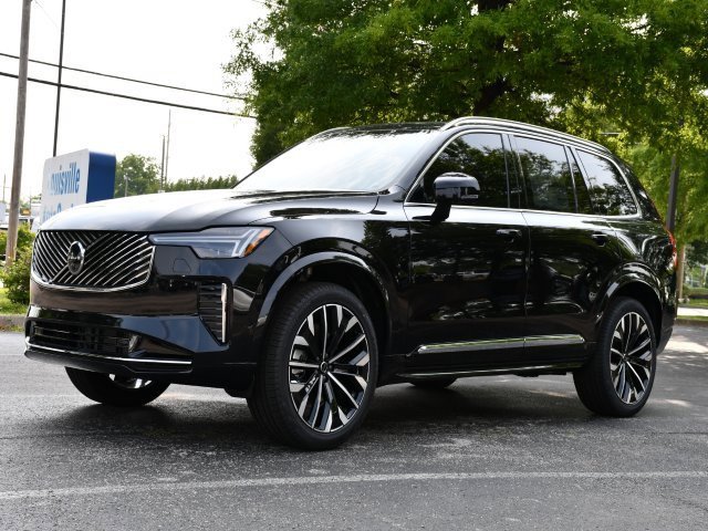New 2025 Volvo XC90 B6 Plus image 3