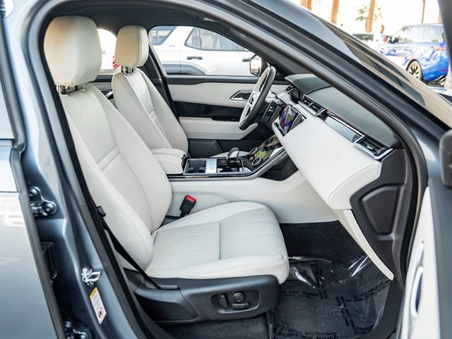 Used 2022 Land Rover Range Rover Velar R-Dynamic S image 27