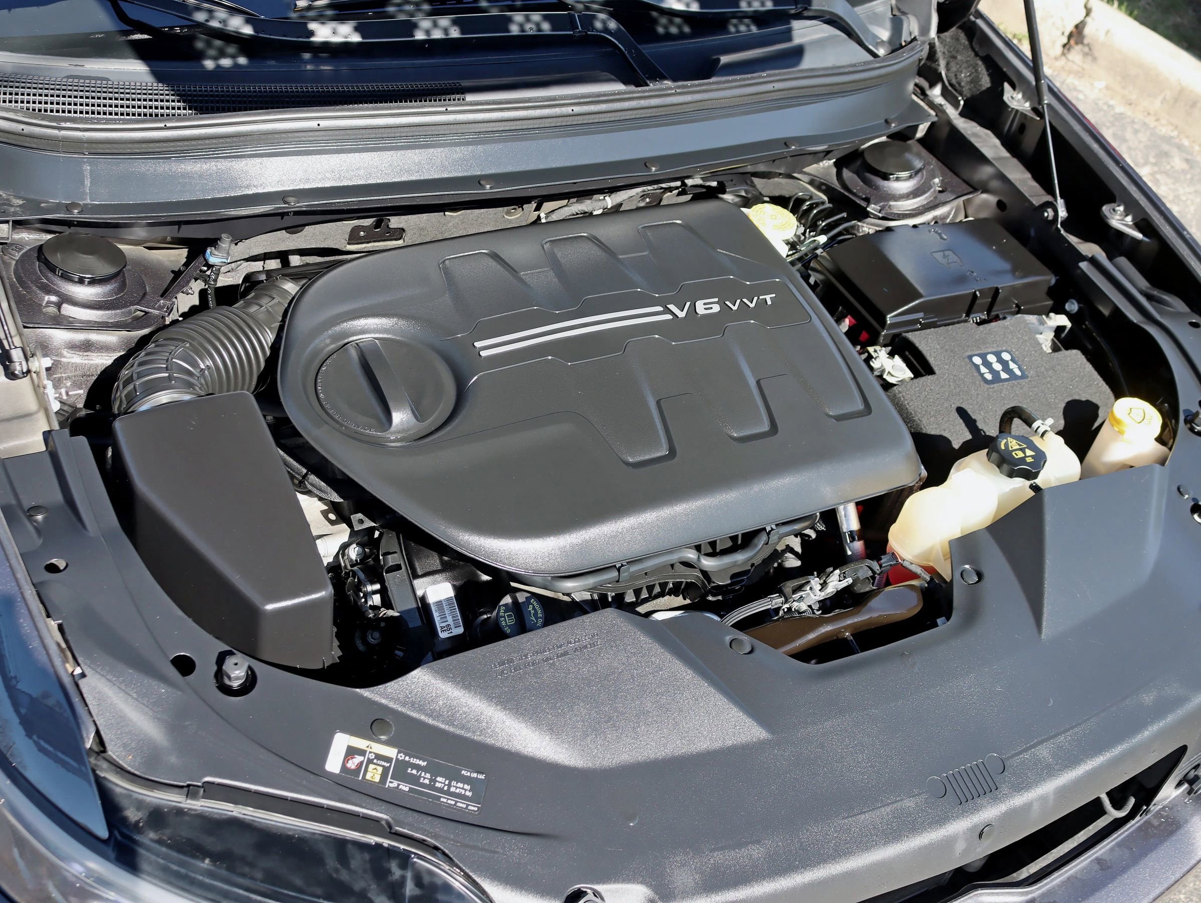 Used 2019 Jeep Cherokee Limited image 41