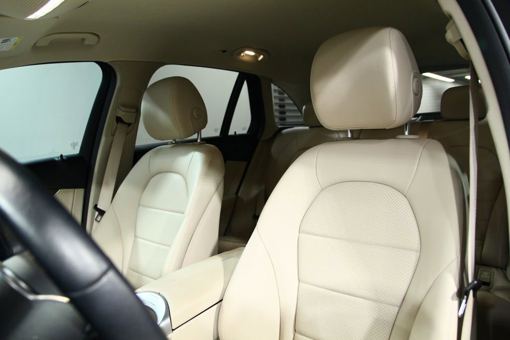 Certified 2022 Mercedes-Benz GLC 300 image 18