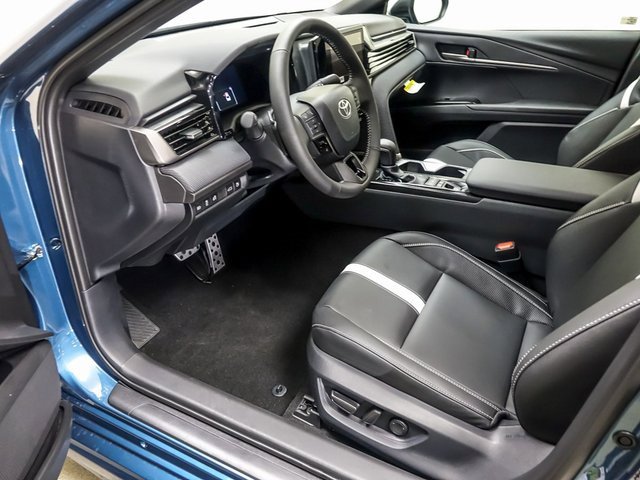 New 2026 Toyota Camry SE image 9