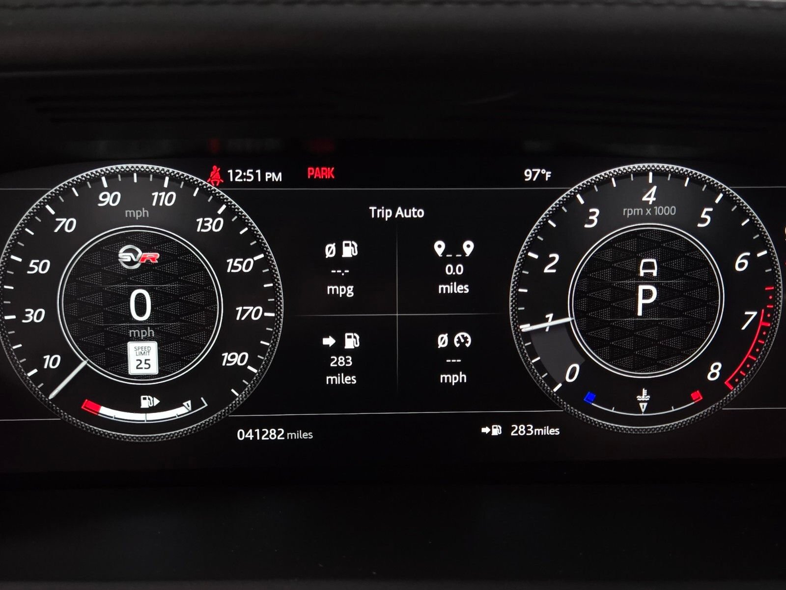 Used 2022 Land Rover Range Rover Sport SVR AWD/4WD image 31