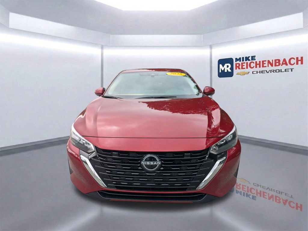Used 2025 Nissan Sentra SV w/ SV Premium Package FWD image 8