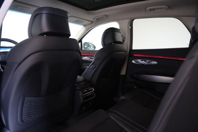 New 2026 Genesis GV70 2.5T Select AWD/4WD image 36