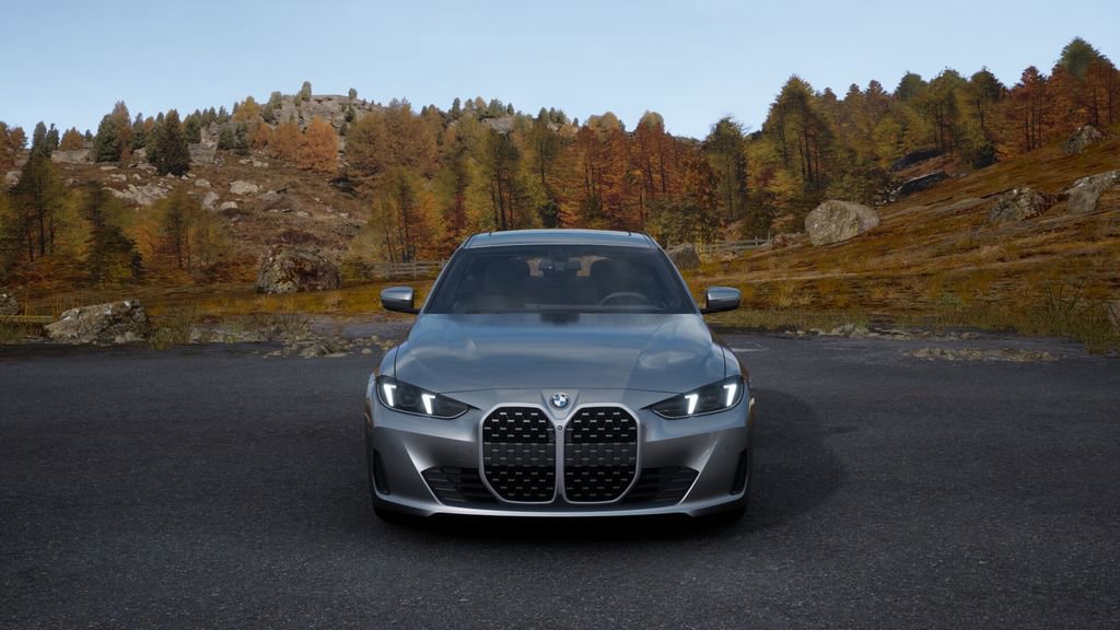 Used 2025 BMW 430i w/ Parking Assistance Package image 31