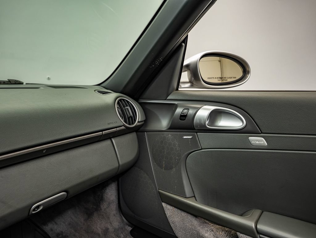 Used 2005 Porsche Boxster RWD image 33