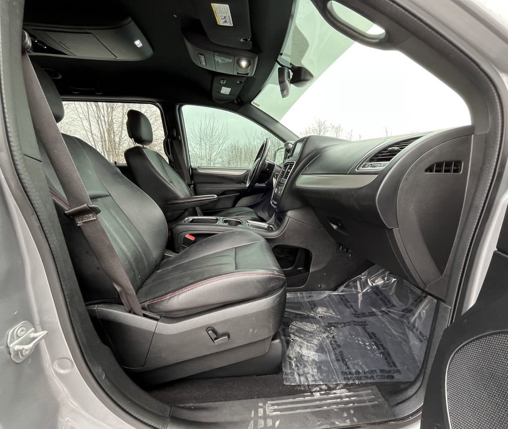 Used 2019 Dodge Grand Caravan GT image 20