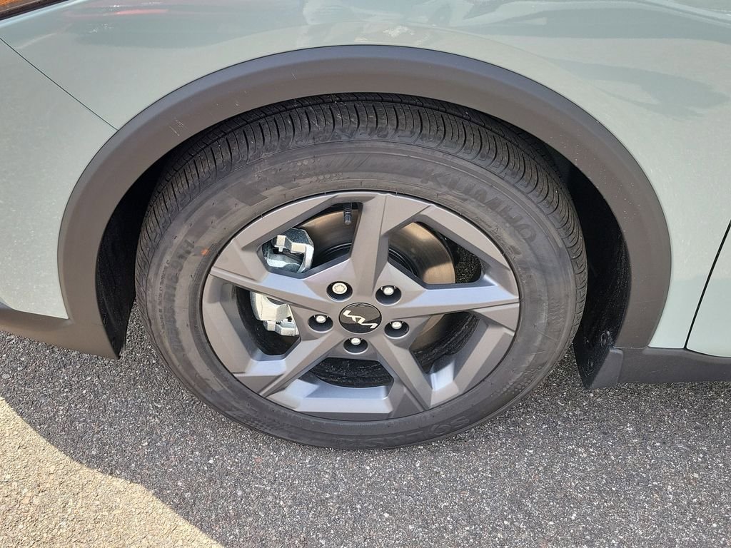 New 2026 Kia K4 LXS image 35