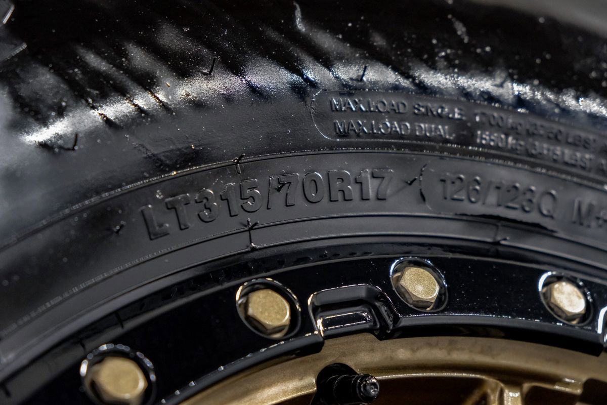 Used 2022 GMC Yukon SLE w/ Max Trailering Package image 53