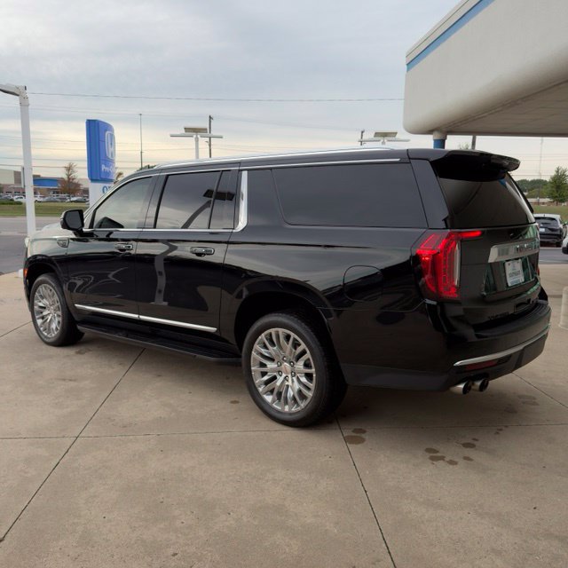 Used 2024 GMC Yukon XL Denali w/ Max Trailering Package AWD/4WD image 3