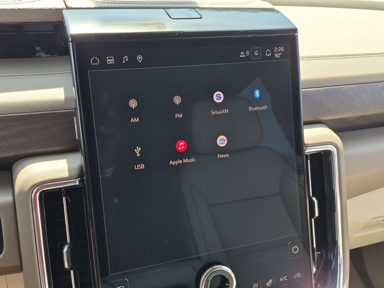 New 2026 GMC Yukon XL Denali w/ Denali Reserve Package AWD/4WD image 13