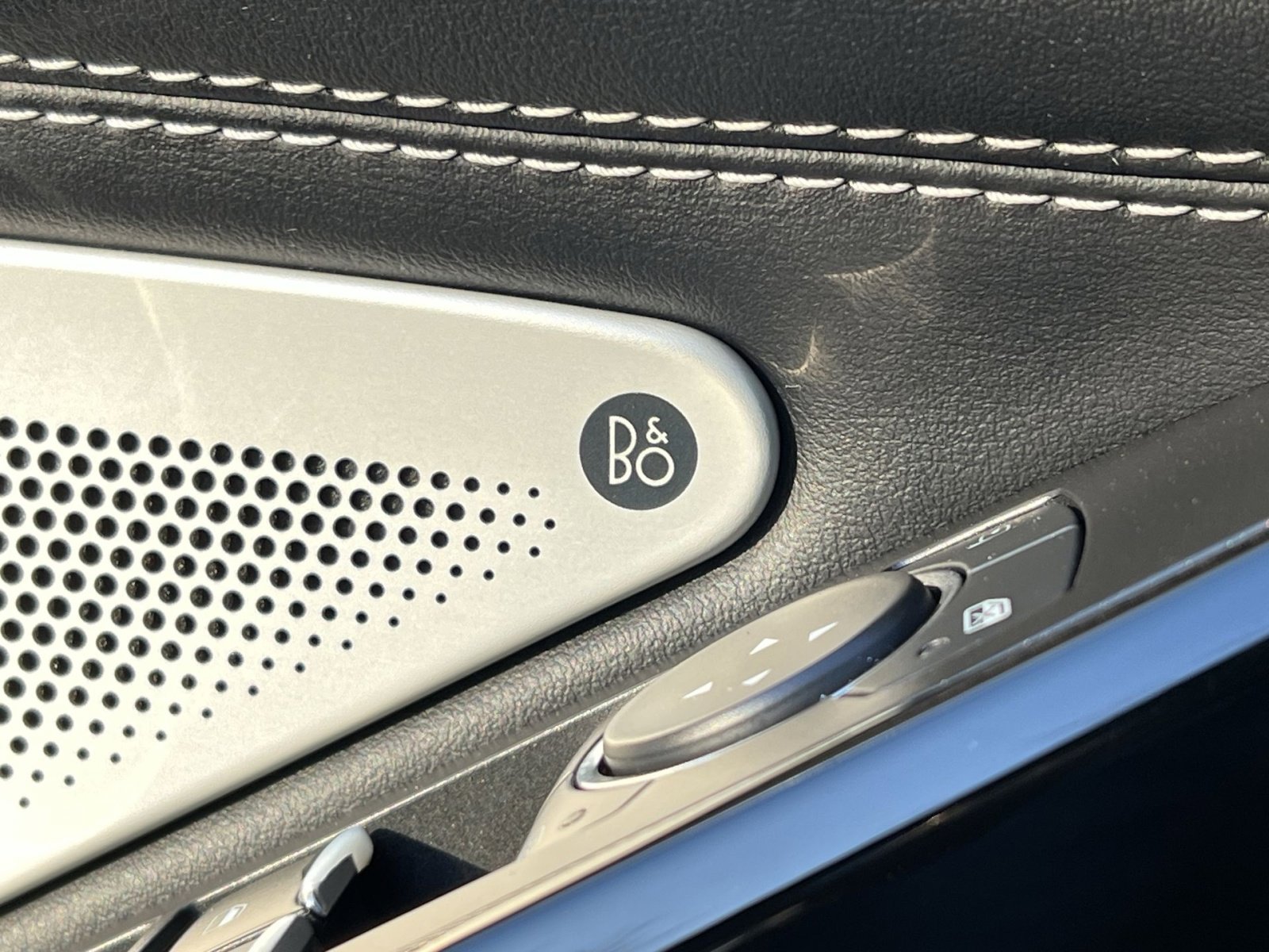 Used 2022 Ford Explorer ST w/ Equipment Group 401A image 36