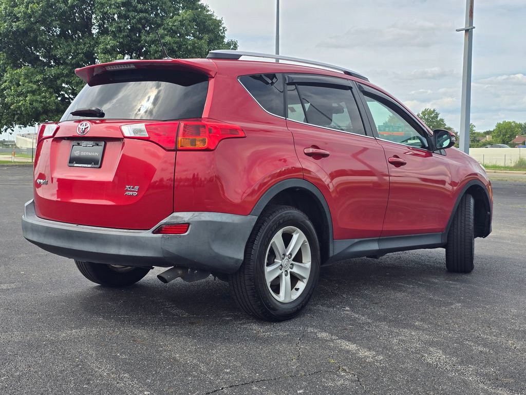 Used 2013 Toyota RAV4 XLE AWD/4WD image 17
