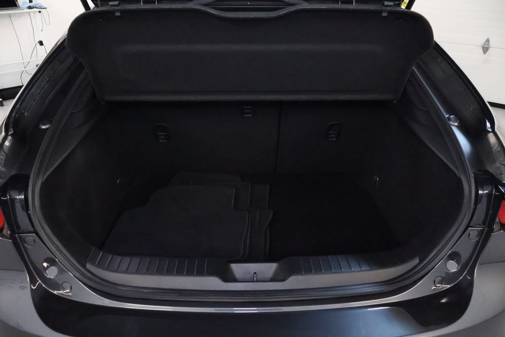 Used 2022 MAZDA MAZDA3 s FWD image 16