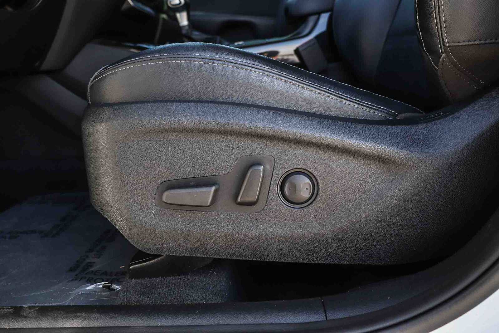 Used 2019 Kia Sorento EX image 29