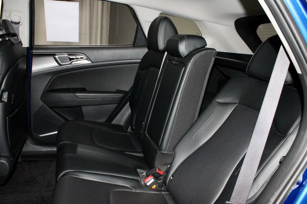 Used 2024 Kia Sportage EX AWD/4WD image 23