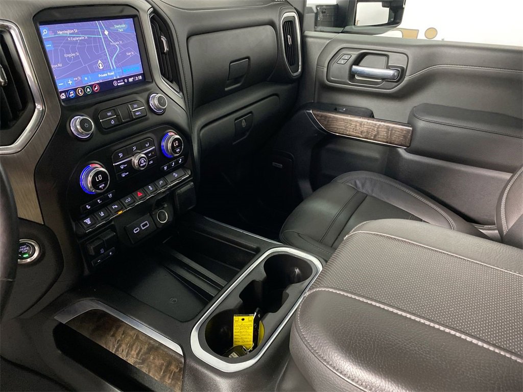 Used 2023 GMC Sierra 2500 Denali w/ Denali Ultimate Package image 20
