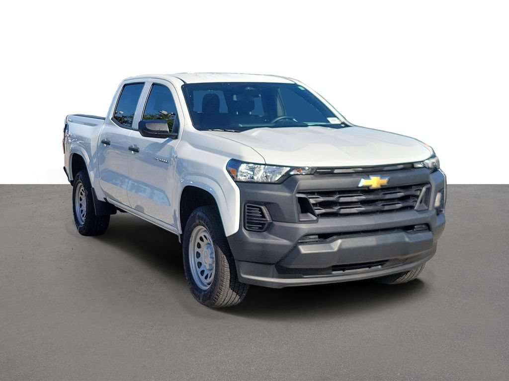 Used 2025 Chevrolet Colorado W/T w/ WT Convenience Package II RWD image 2