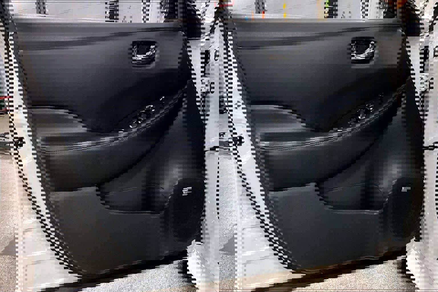 Used 2018 Nissan Leaf SL w/ SL Technology Package image 20