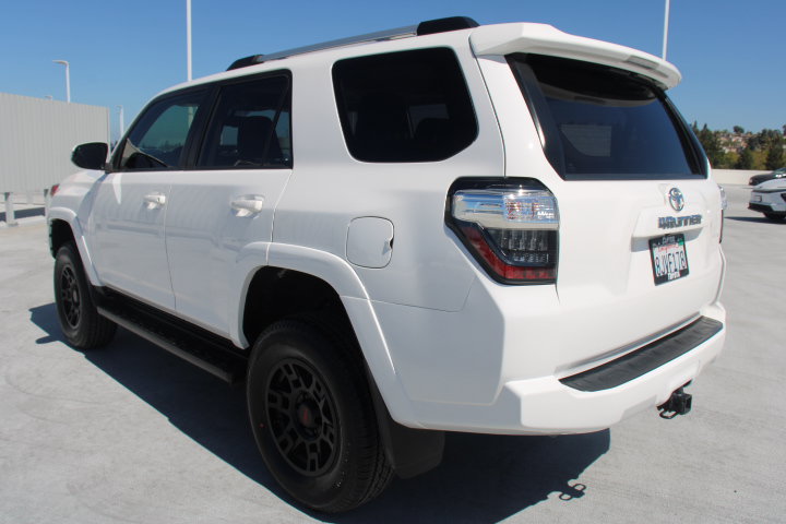 Certified 2019 Toyota 4Runner SR5 Premium AWD/4WD image 6