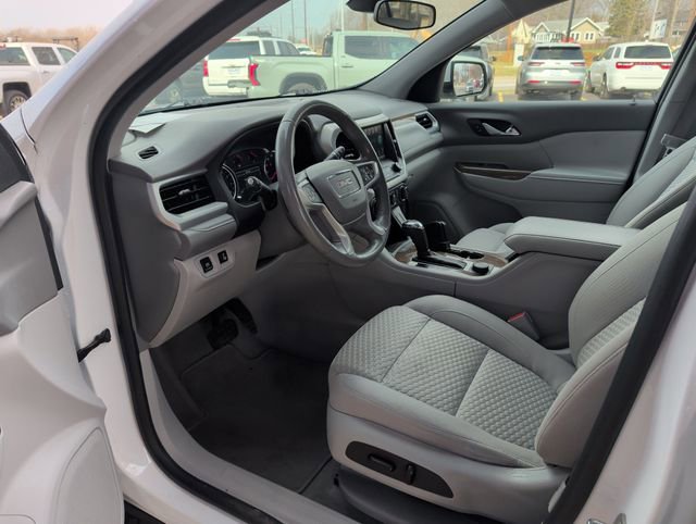 Used 2017 GMC Acadia SLE image 15