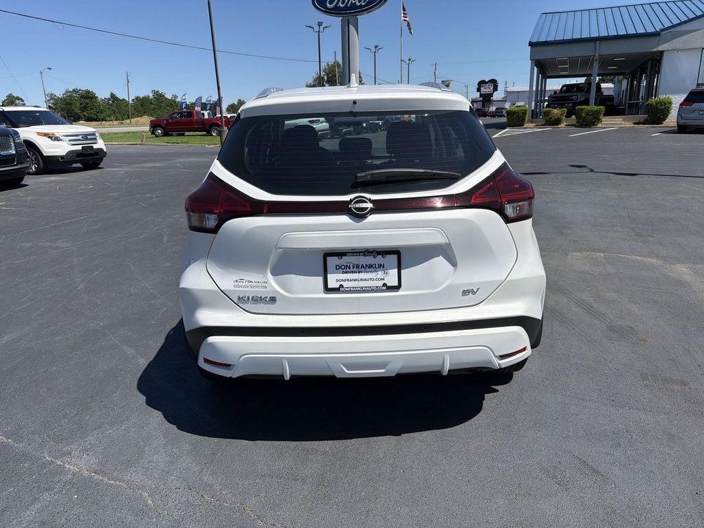 Used 2024 Nissan Kicks SV FWD image 13