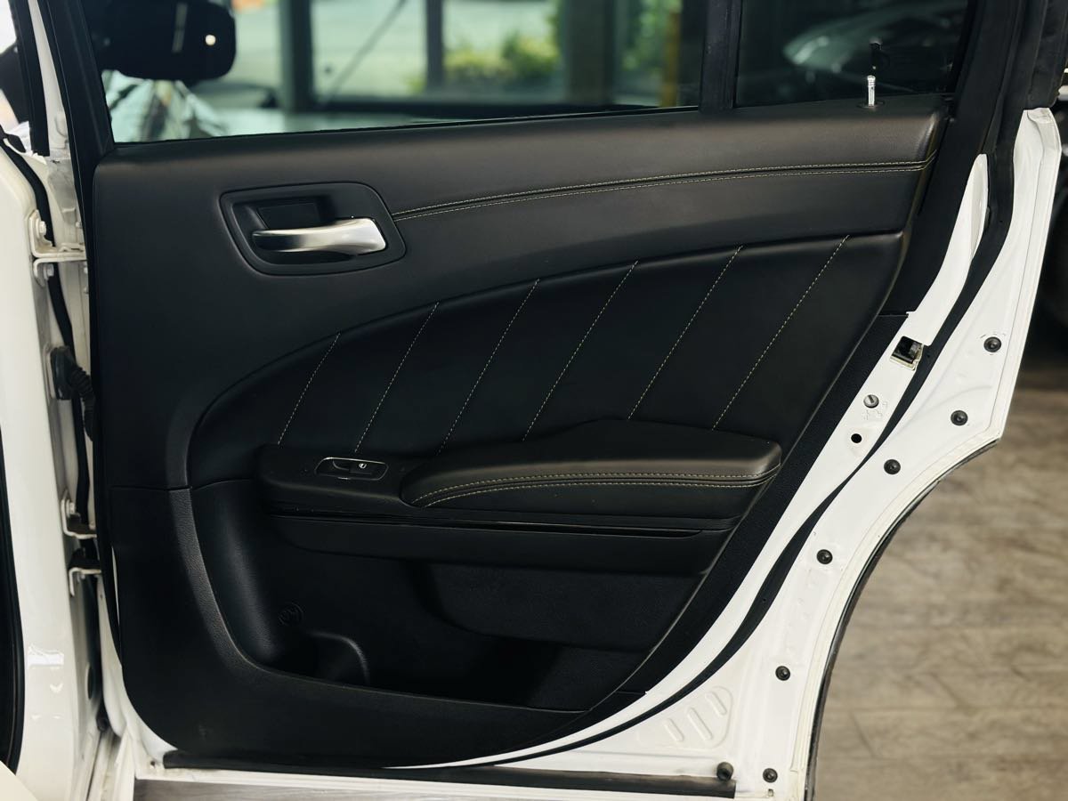 Used 2023 Dodge Charger Scat Pack RWD image 39