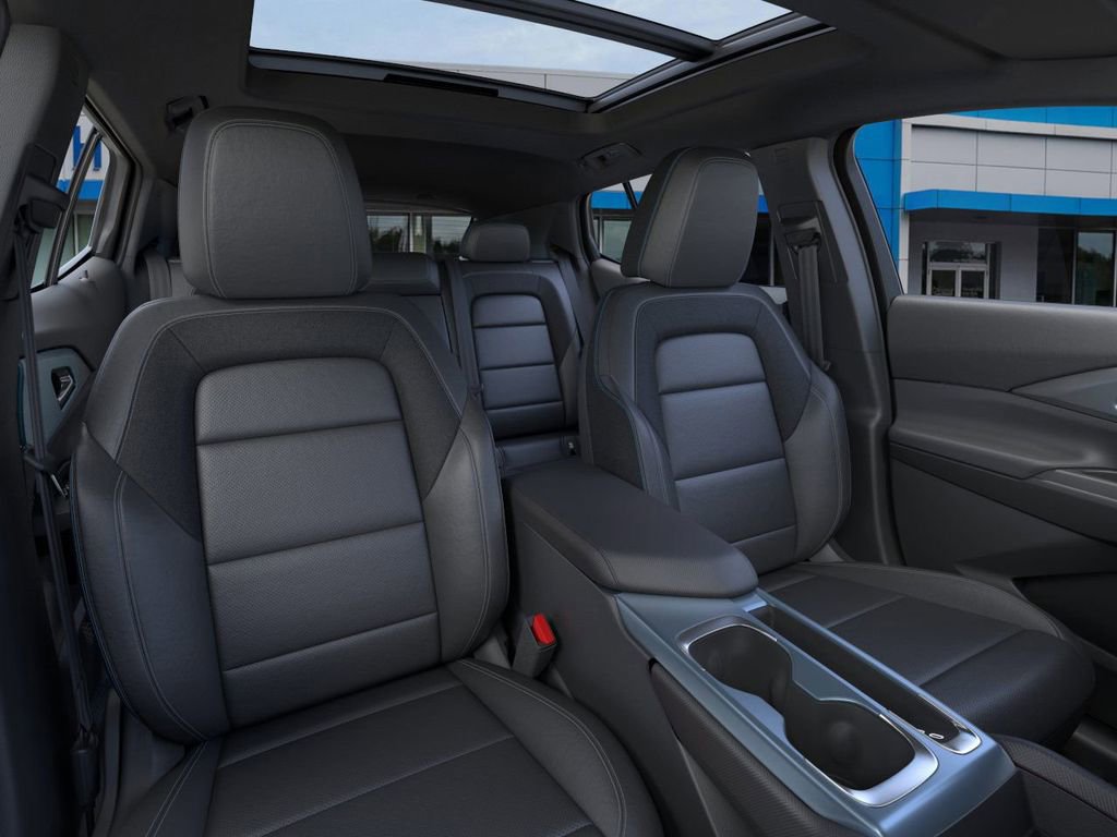 New 2026 Chevrolet Equinox EV LT w/ LPO, Blackout Package AWD/4WD image 16