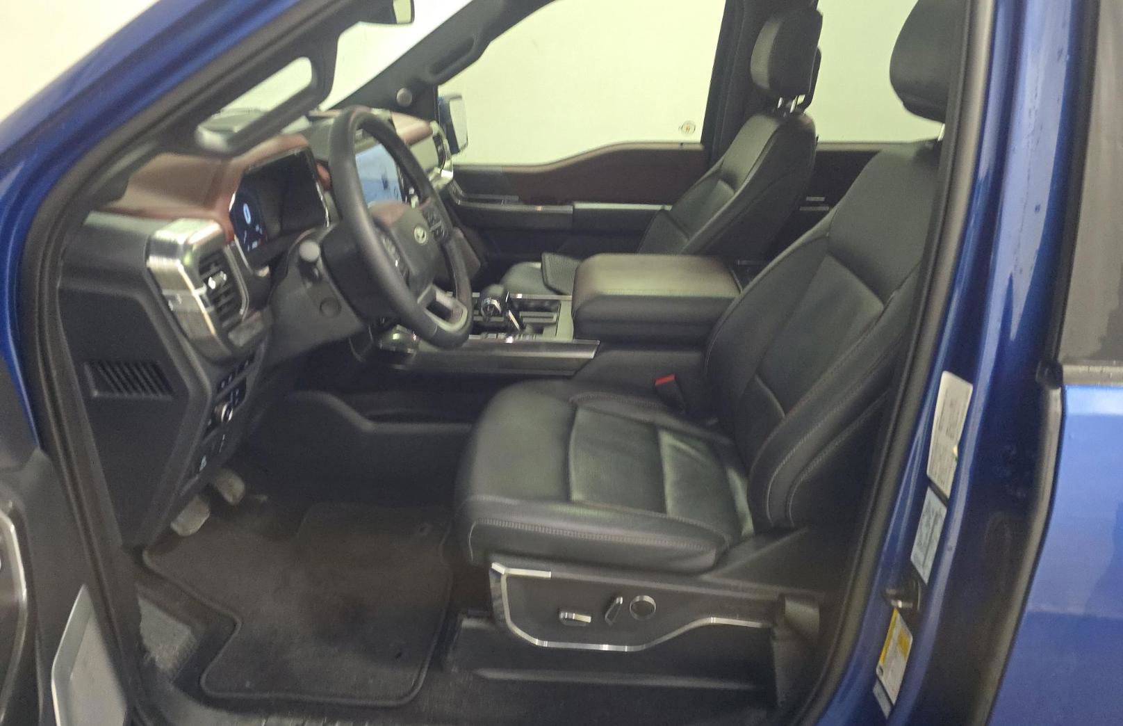 Used 2023 Ford F150 Lariat w/ Equipment Group 502A High image 9