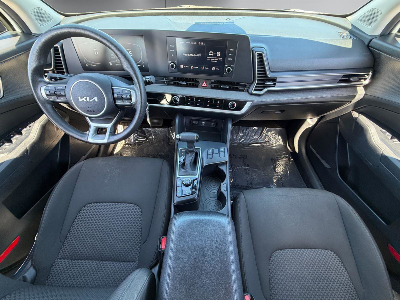 Used 2023 Kia Sportage LX image 12