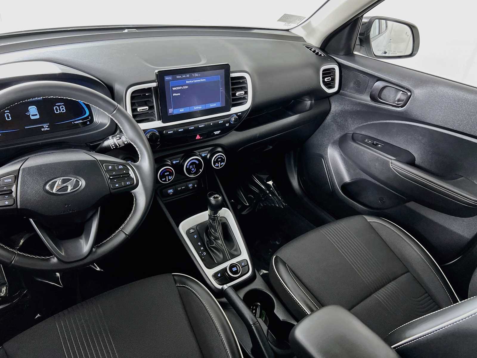 Certified 2026 Hyundai Venue SEL FWD image 22