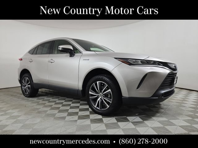 Used 2021 Toyota Venza LE AWD/4WD image 1