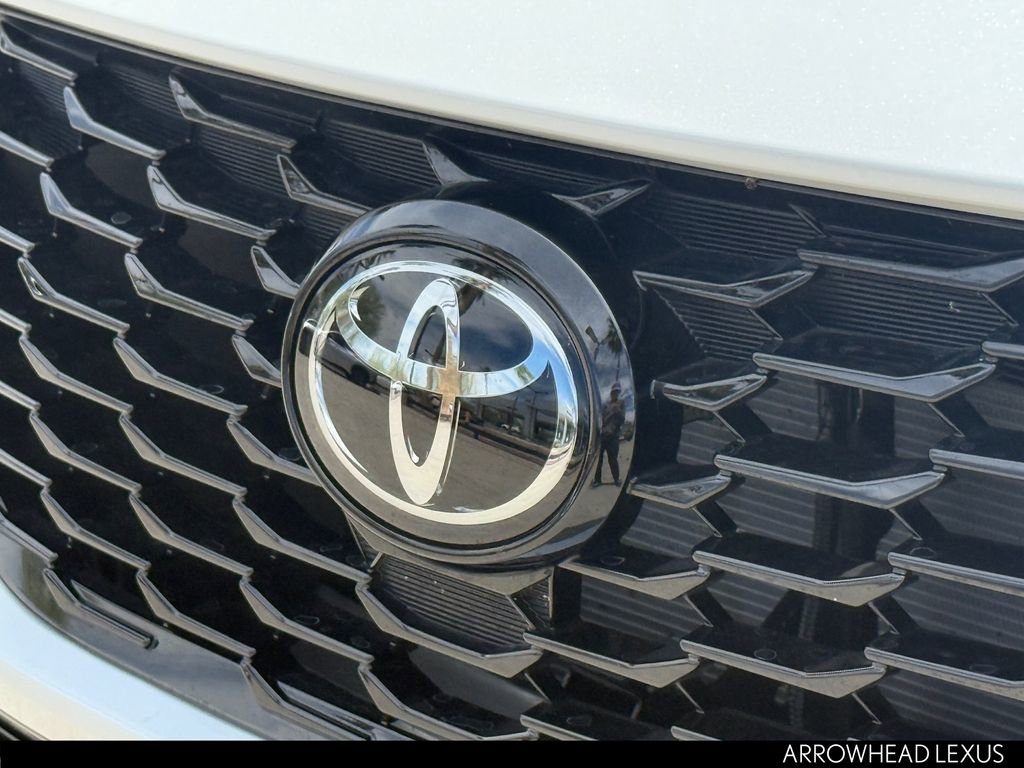 Used 2024 Toyota Highlander XSE AWD/4WD image 37