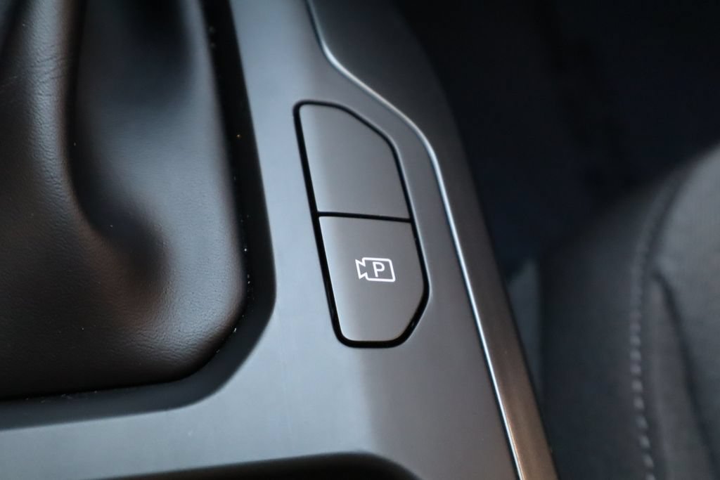 Used 2025 Kia K4 FWD image 28