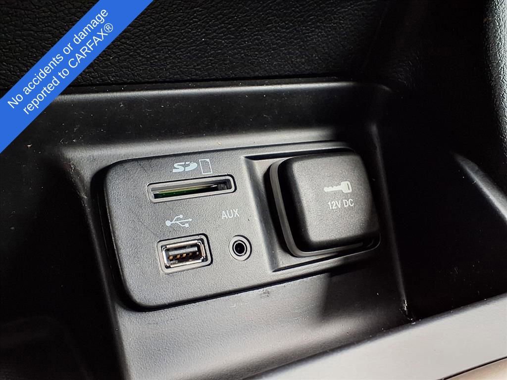 Used 2016 Jeep Cherokee Latitude w/ Cold Weather Group image 25