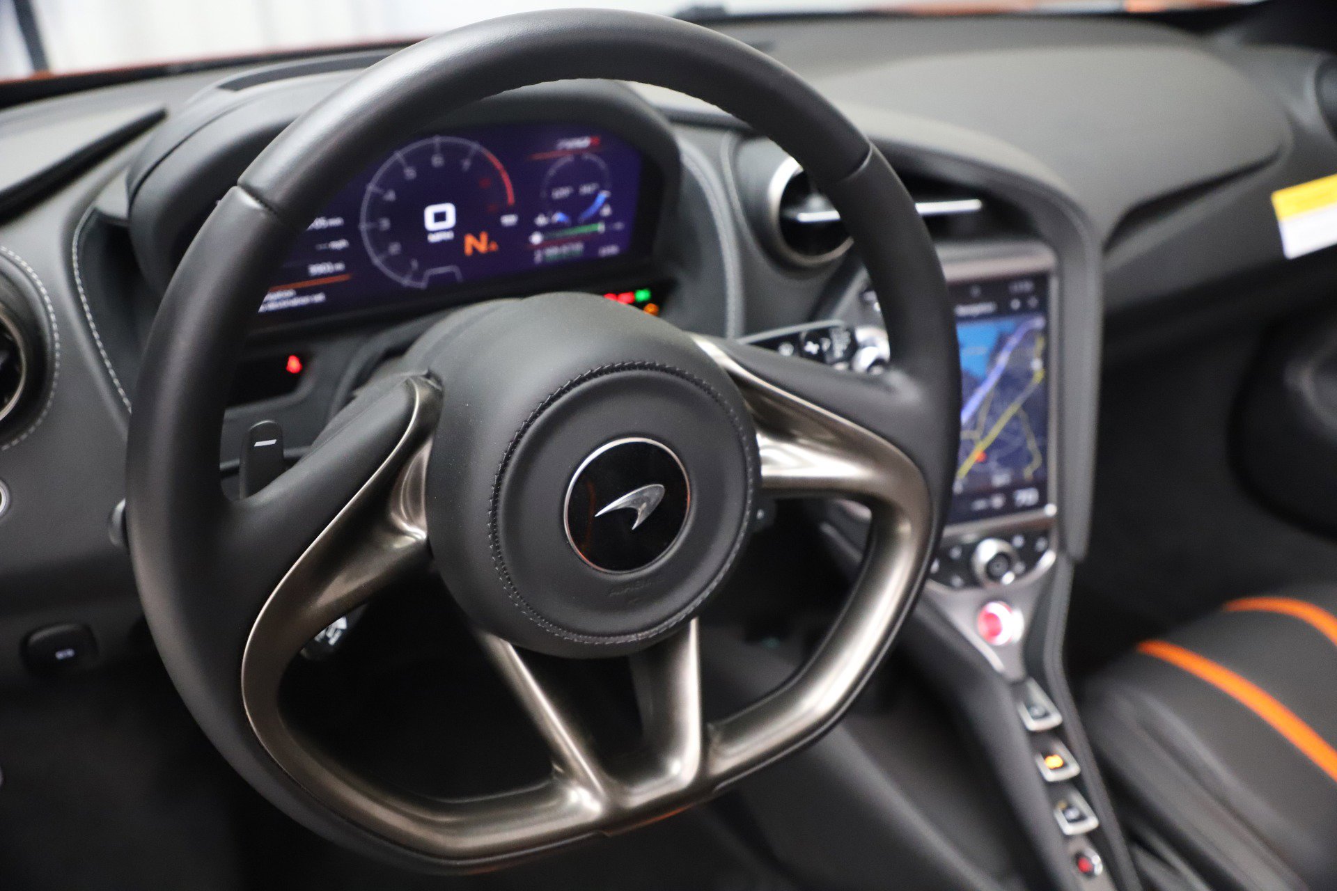 Used 2020 McLaren 720S Spider image 36