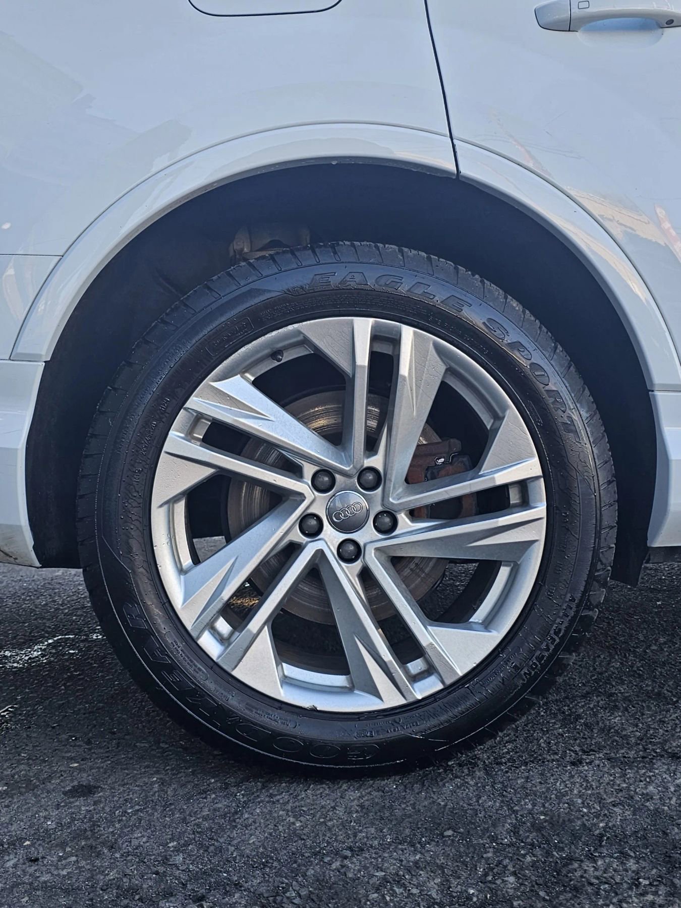 Used 2020 Audi Q7 3.0T Premium image 6