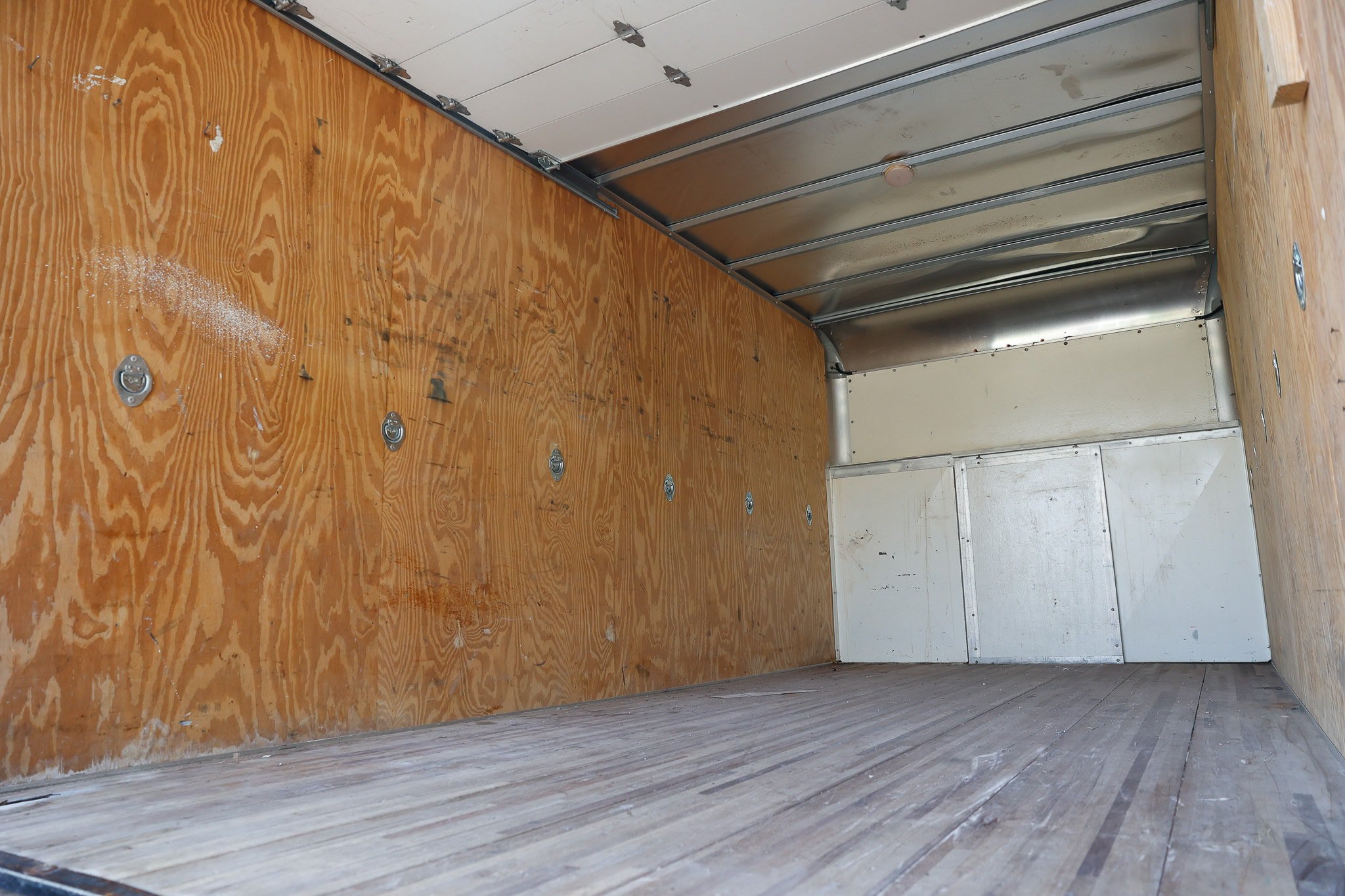 Used 2018 Ford E-350 and Econoline 350 Super Duty RWD image 25